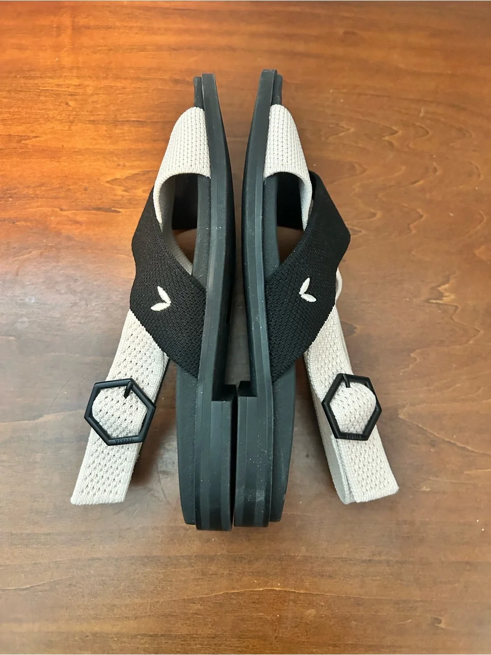 VIVAIA Arch Pro Adapt all comfort Stretch Black & Cream Women's Sandals size 5.5 - Picture 4 of 10